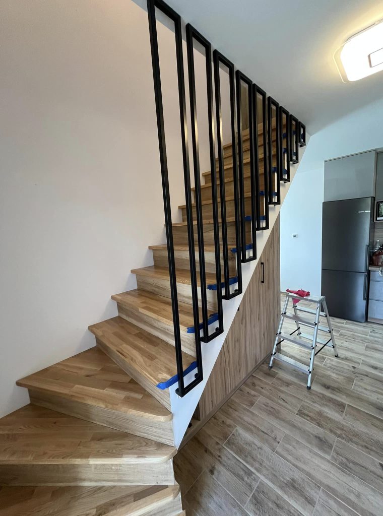 Balustrady metalowe schodowe